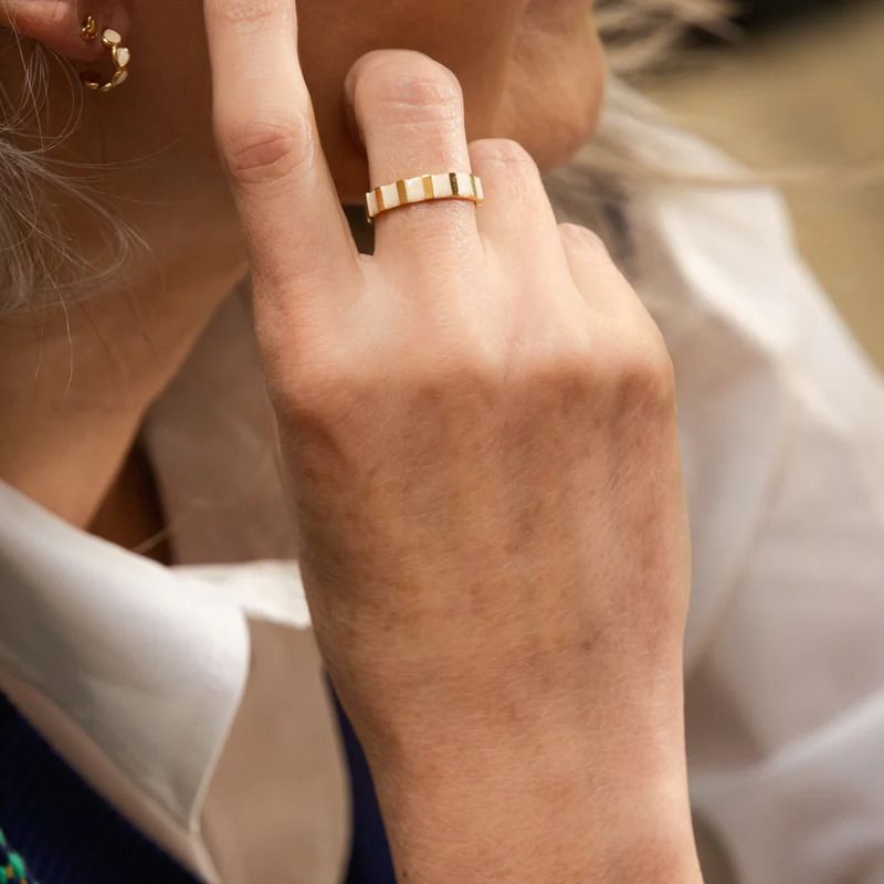 Verstellbarer goldplattierter Ring Ines - Bangle Up