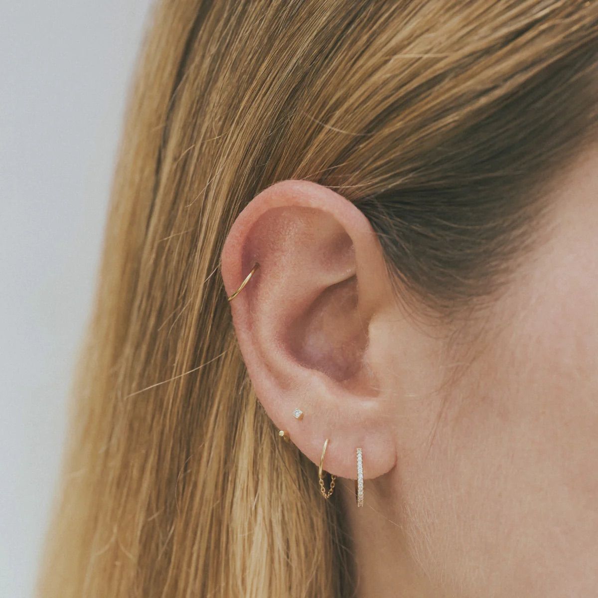 Iris hoop earrings in white diamonds - Douze Paris