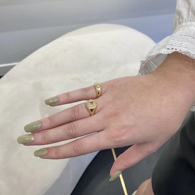 Procyon signet ring with quartz