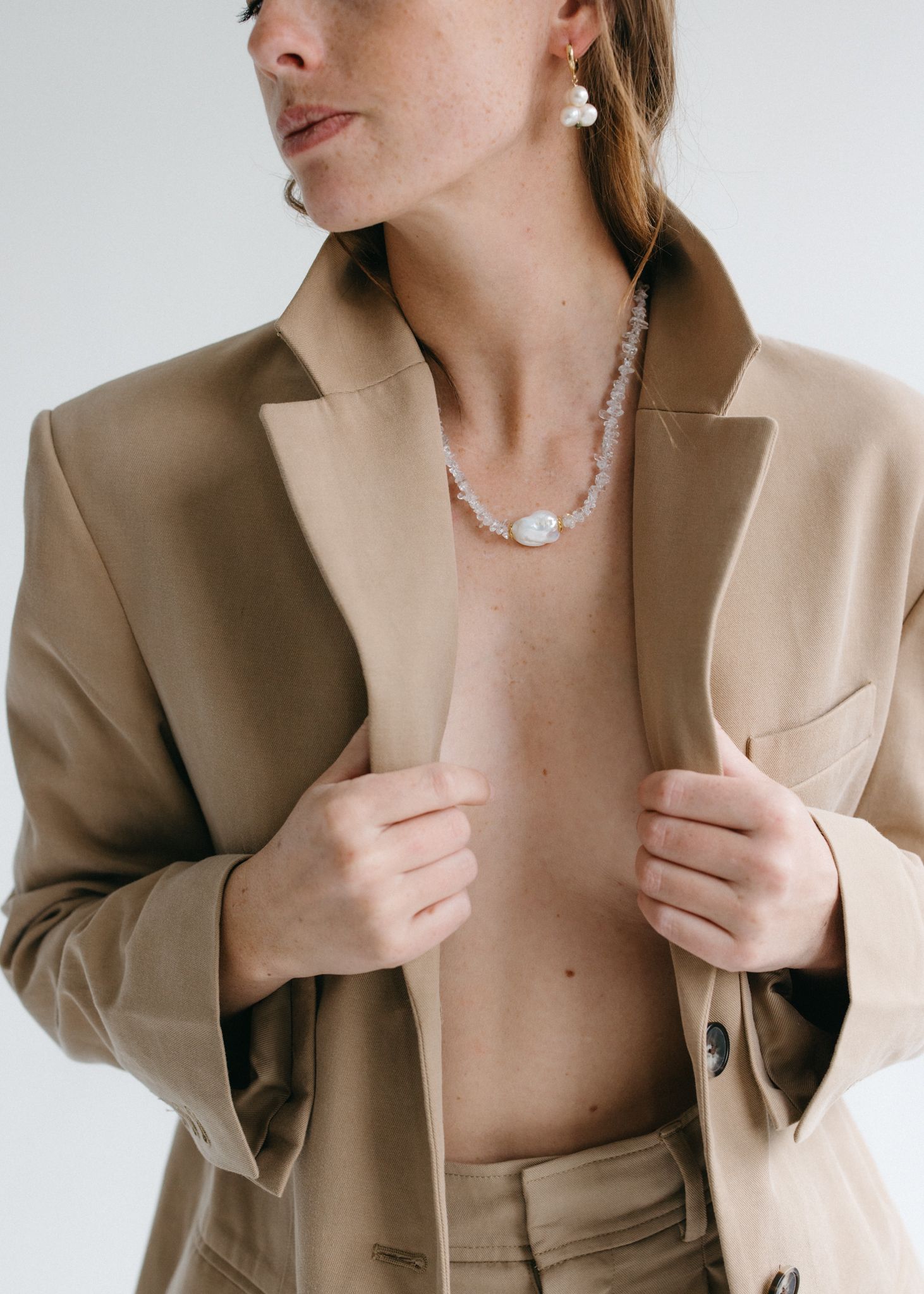 Sophia quartz and baroque cultured pearl necklace - Gisel B.