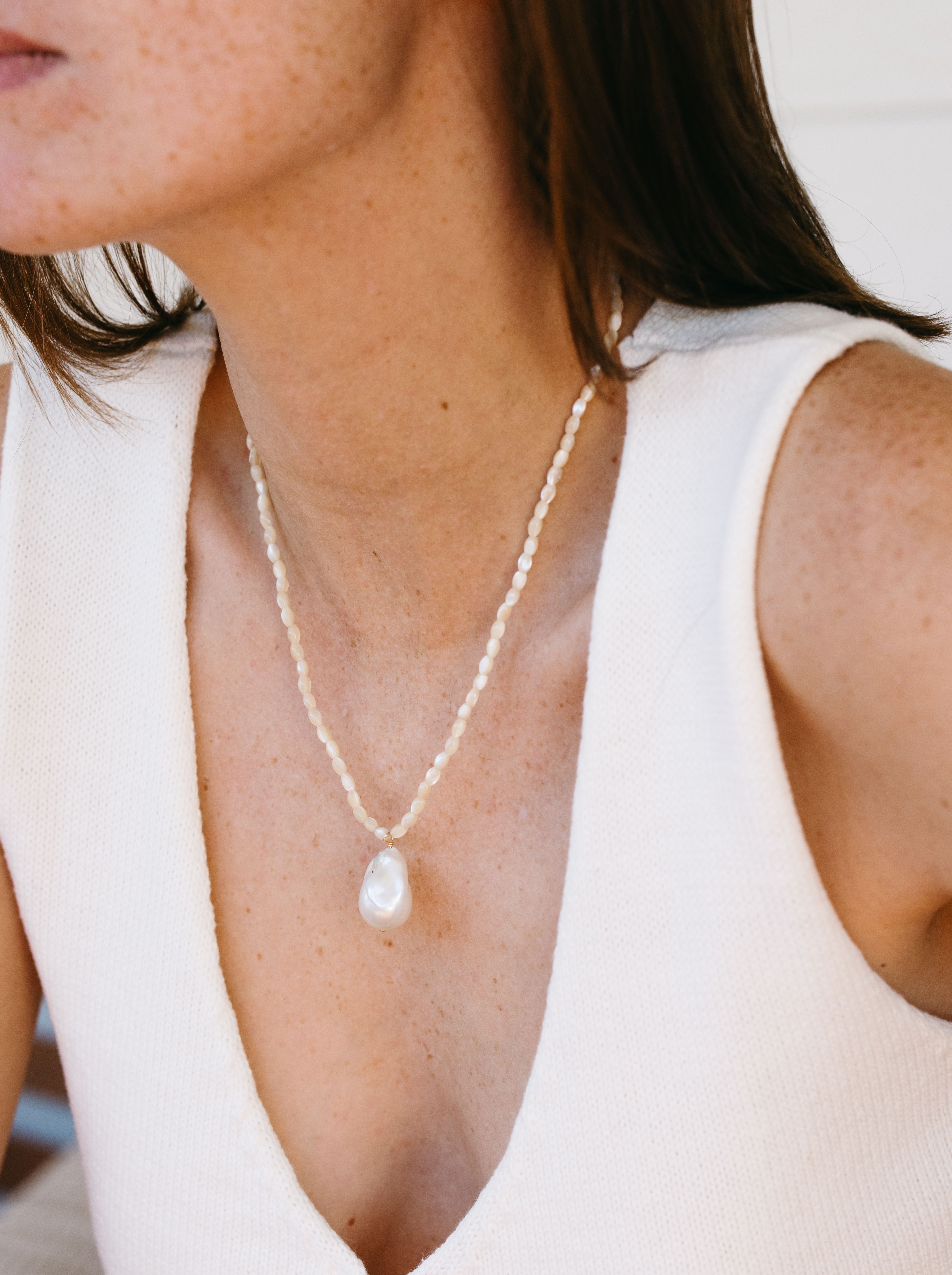 Aimée short pearl necklace - Gisel B.