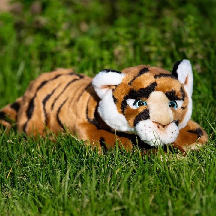 My César Tiger cuddly toy - La Pelucherie