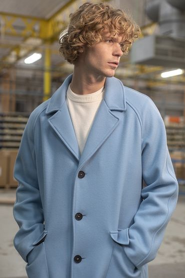 Pardessus oversize en laine vierge fabriqué en France - L'Exception Paris