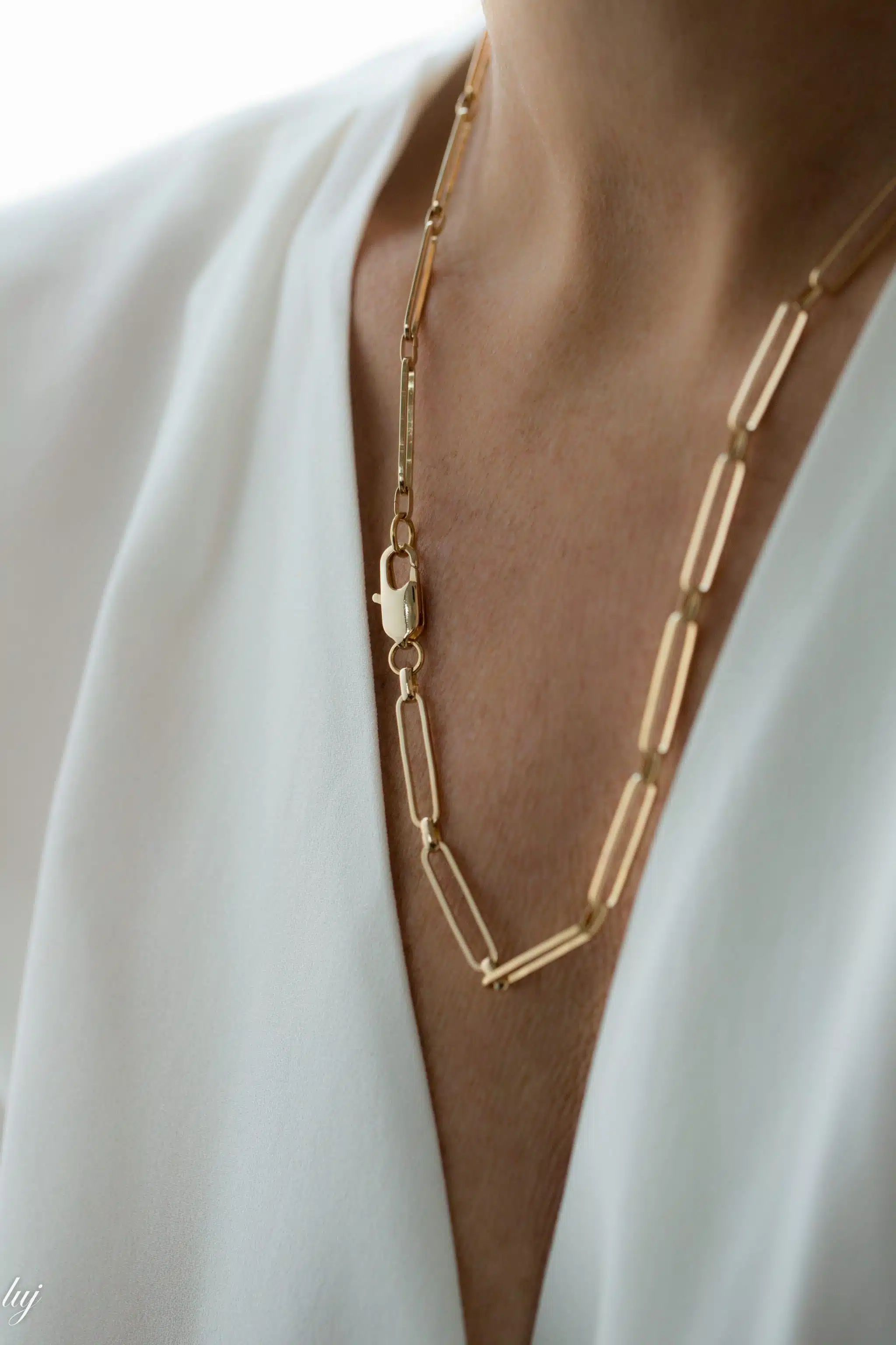 Angele gold plated brass long necklace - Luj Paris