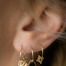 Charmante doppelte Ohrringe aus vergoldetem Messing - Luj Paris