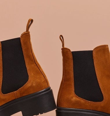 Chelsea boots en cuir suédé à plateforme Flora