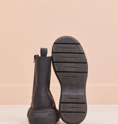 Lina Platform Boots in Rubber-Effect-Leder