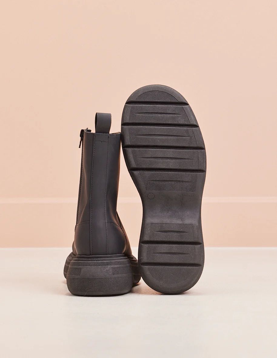 Lina Platform Boots in Rubber-Effect-Leder - M.Moustache