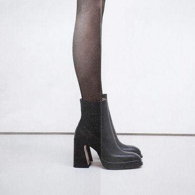 Chueca heeled boots