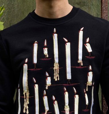 Candle embroidery sweatshirt