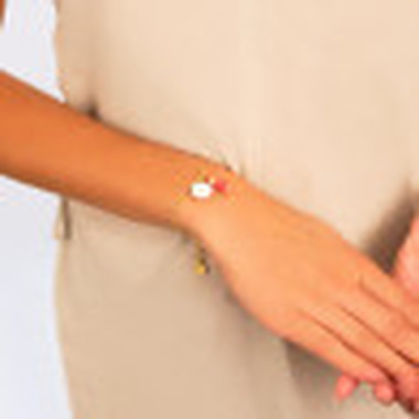 Bracelet charms the little red riding hood and daisy