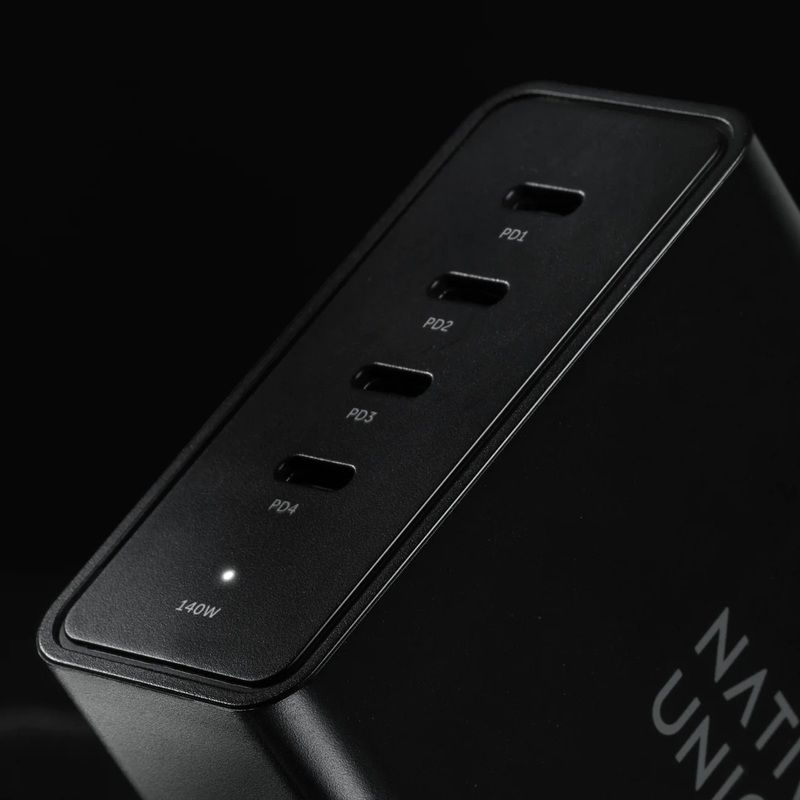 Ladegerät. Fast Desktop Charger PD 140W - Native Union