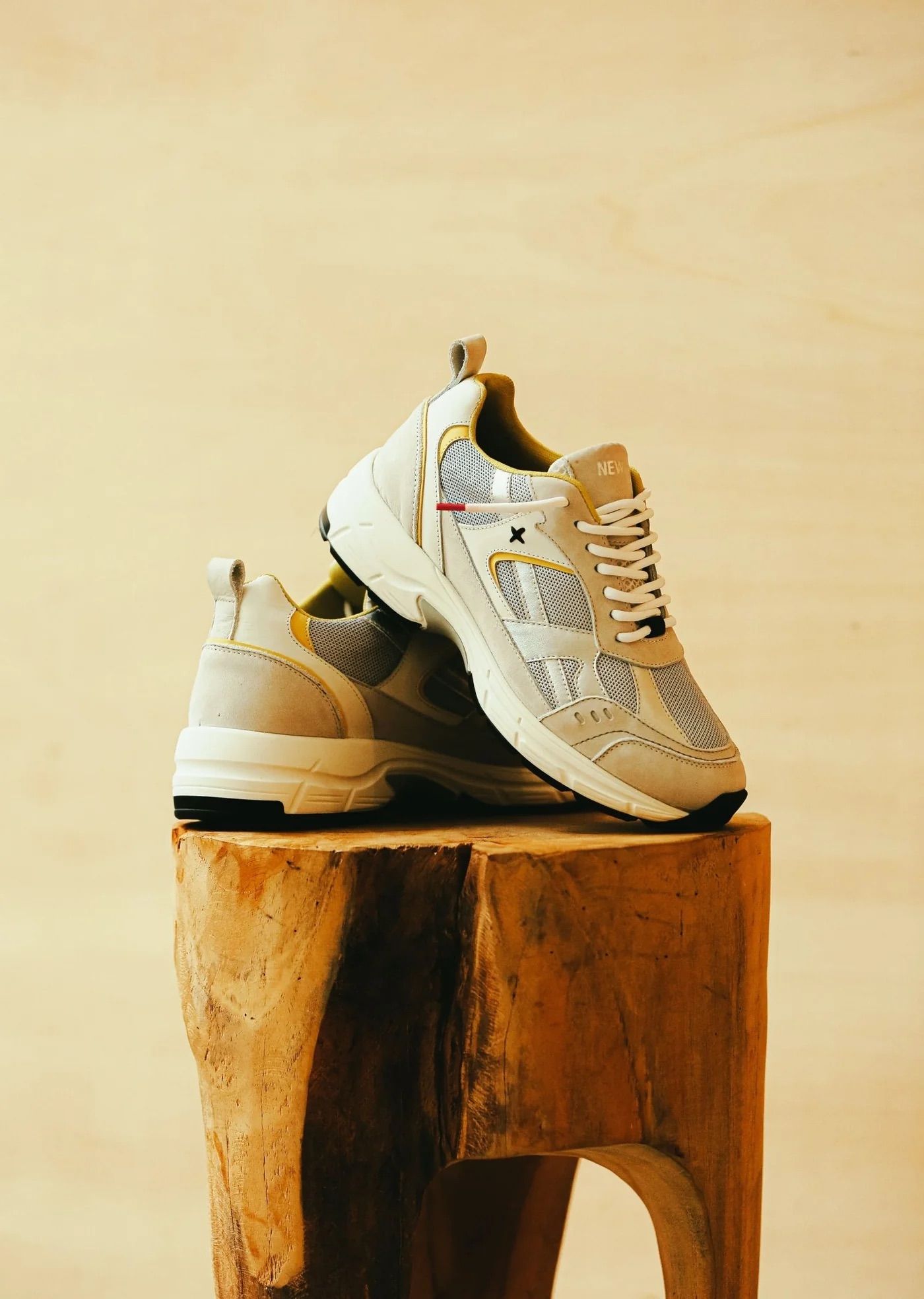 META Sneakers - Newlab