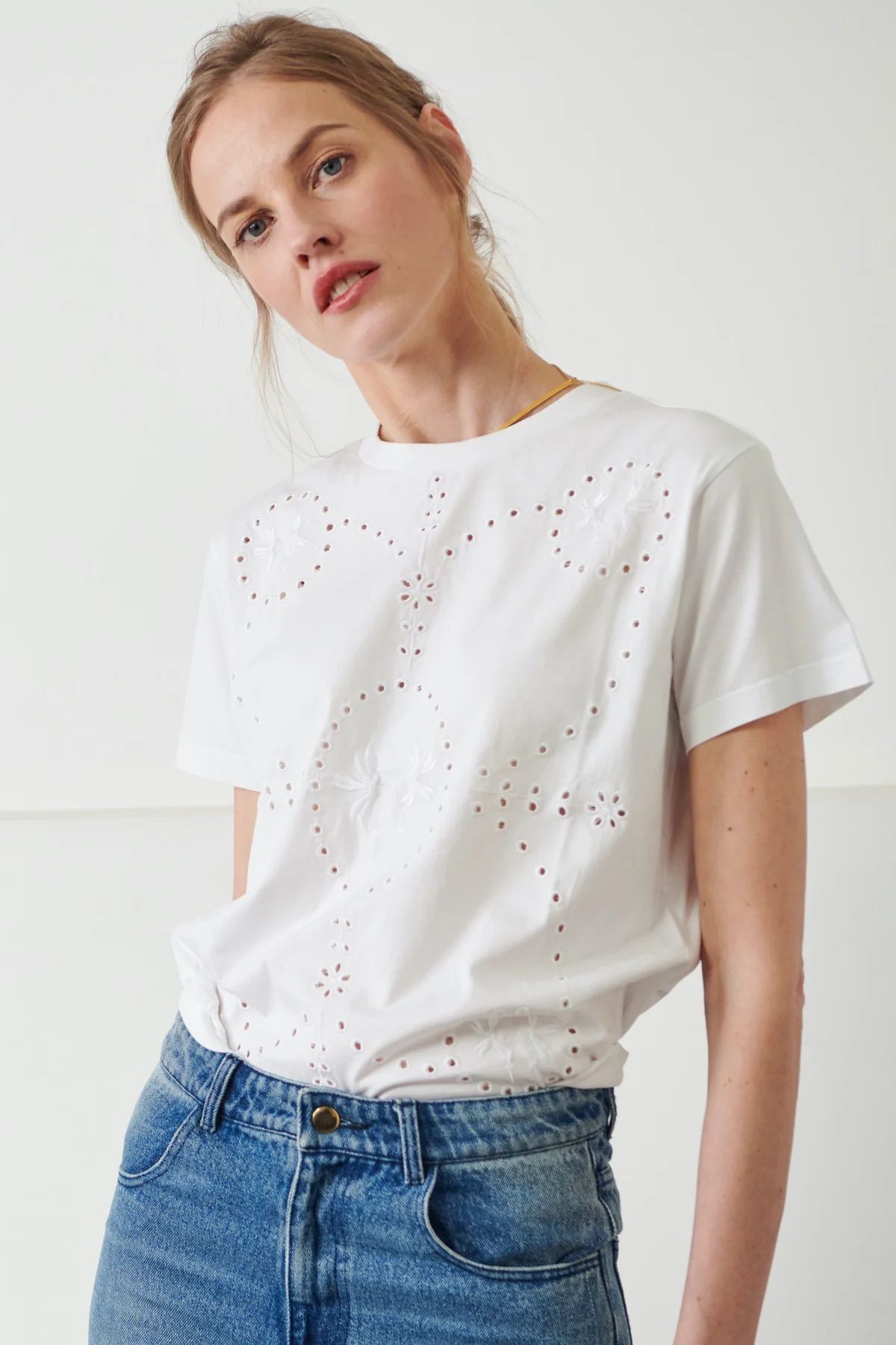 Besticktes Daisy-T-Shirt - Sarah de Saint Hubert