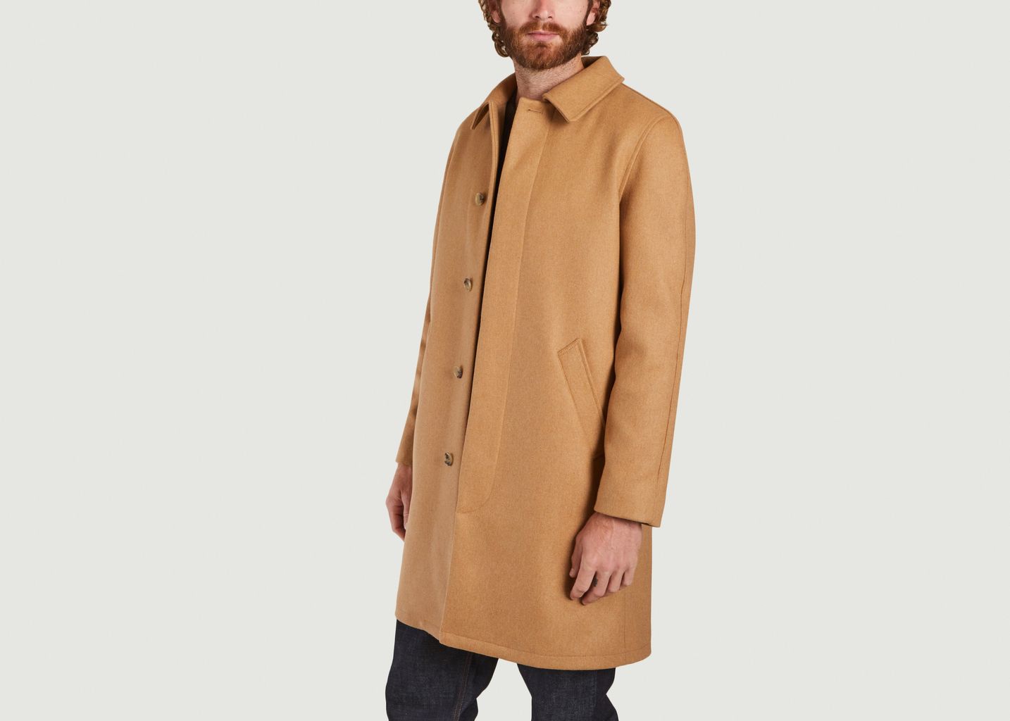 Mac Auster - A.P.C.