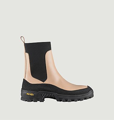 Sacha leather flat boots