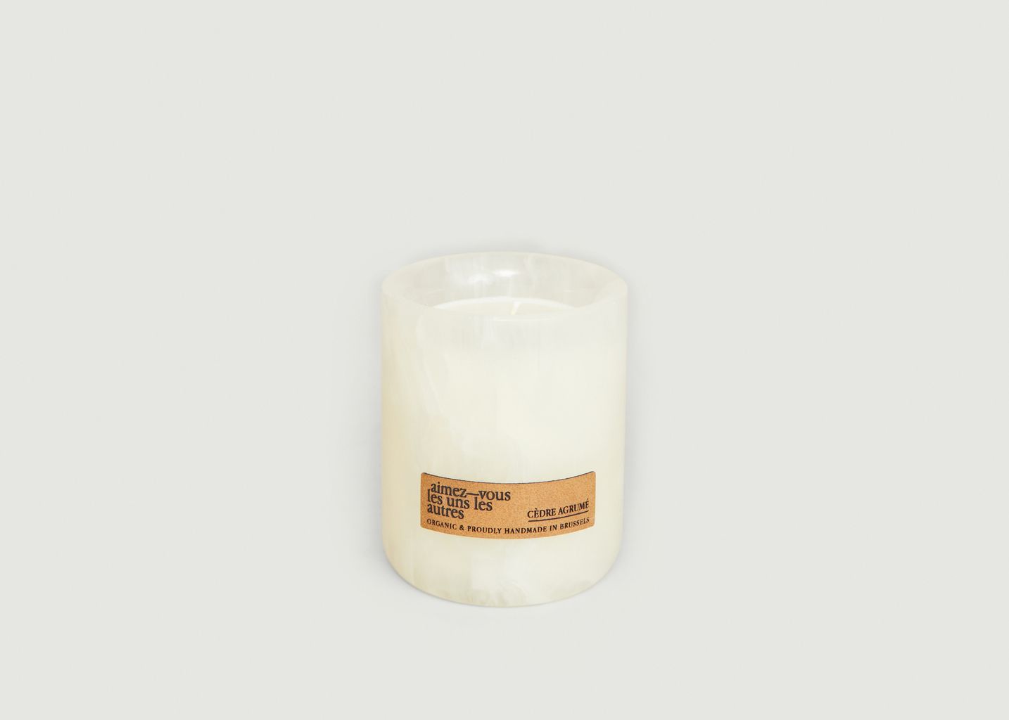 White Onyx - Bergamot Cedar Candle  - Aimez-Vous les Uns les autres