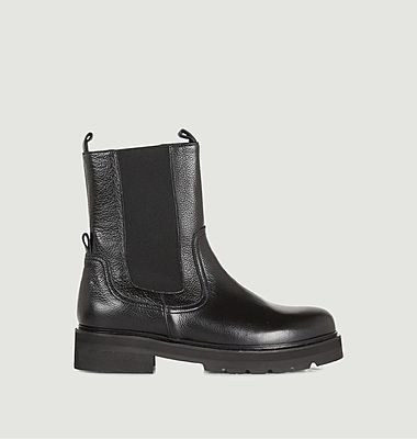 Jonna boots in grained leather 
