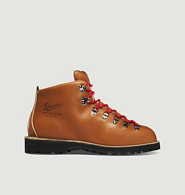 Mountain Light Cascade Leather Boots