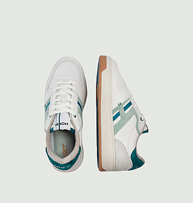 Sneakers Metro Long Beach