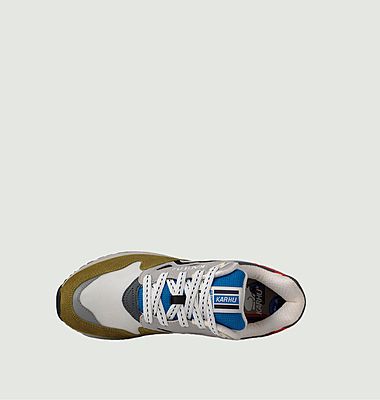 Sneakers Legacy 96