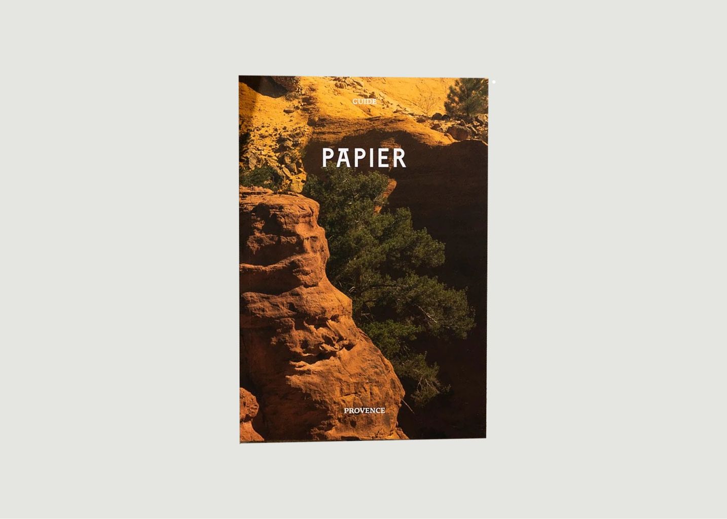 Le guide Papier : Le guide confidentiel de la Provence - Les éditions papier