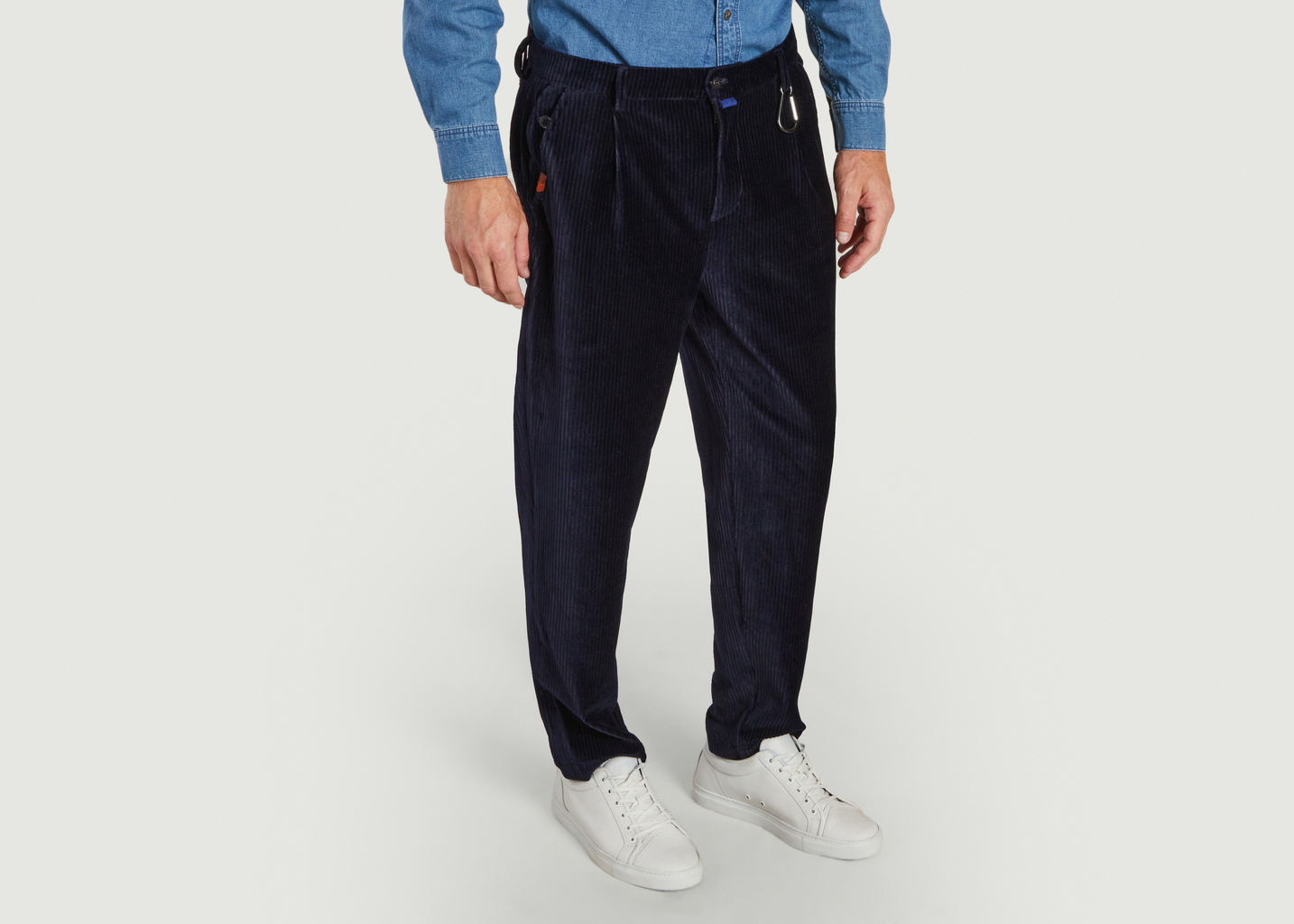 Pantalon chino droit cropped en velours côtelé Enzo - Reiko