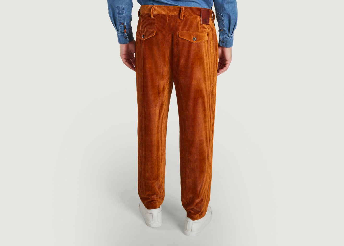 Pantalon chino droit cropped en velours côtelé Enzo - Reiko