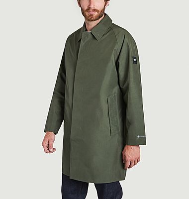 Manteau imperméable revisité en polyester