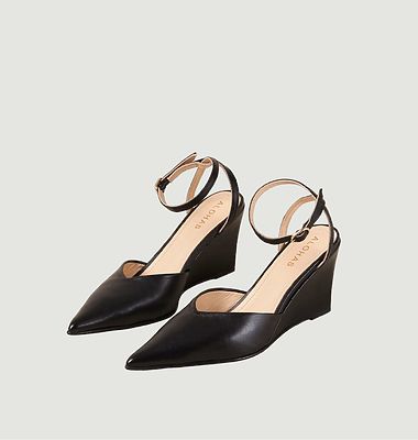 Polly pumps