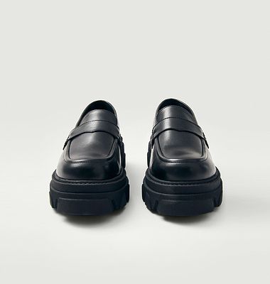 Trailblazer Loafers