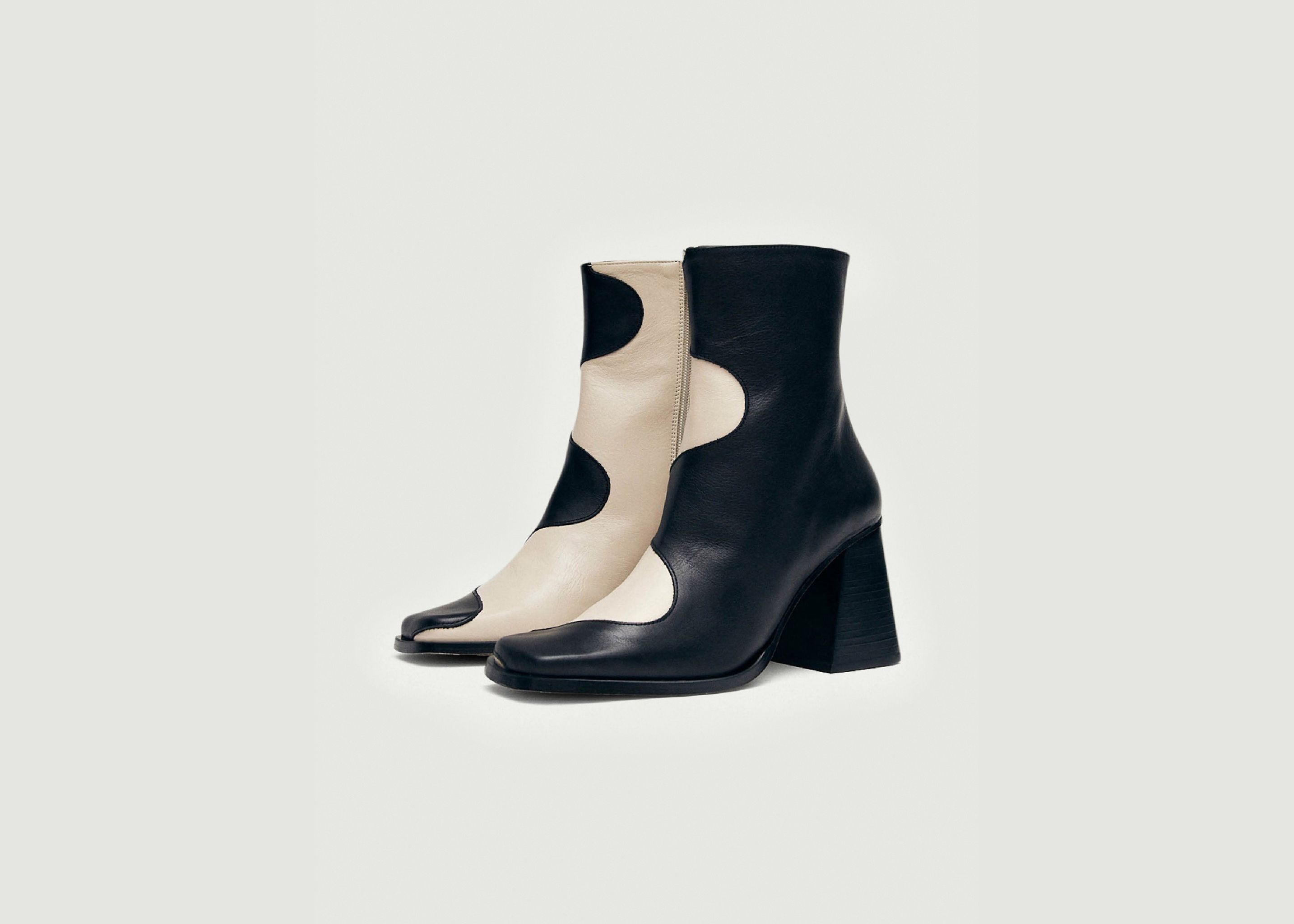 Blair Bicolor Boots - Alohas