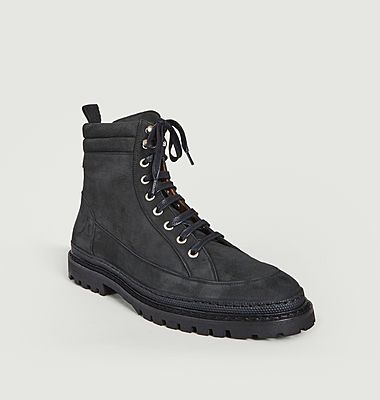Hirati boots