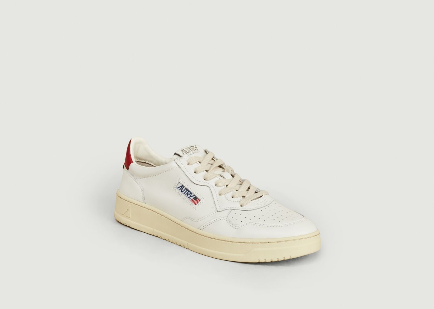Medalist Low sneakers in red white leather - AUTRY