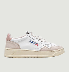 Medalist Low sneakers in white and powder pink leather