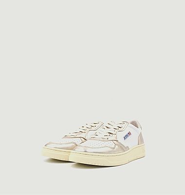Medalist Low Leather Sneakers