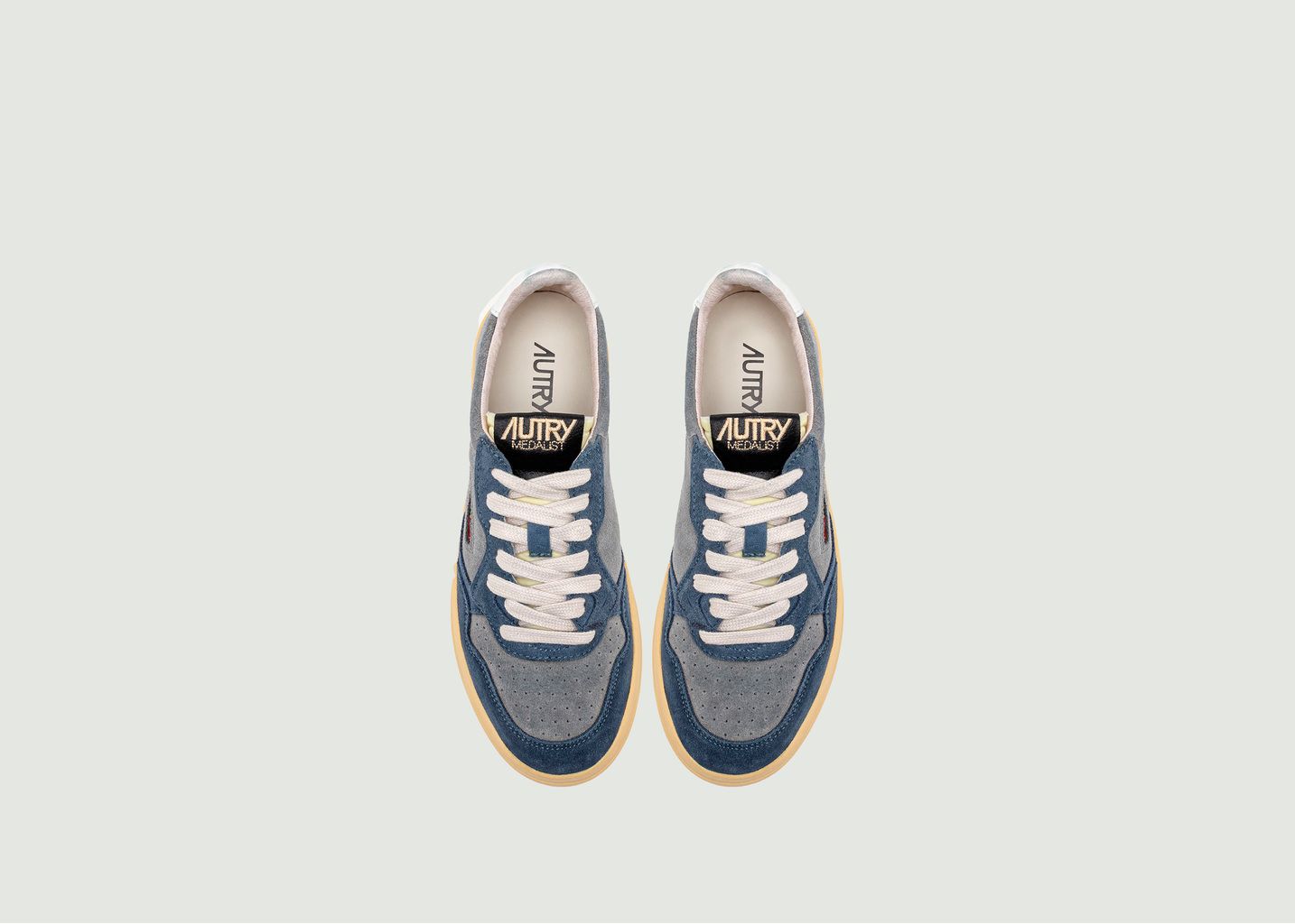 Basket Medalist Low Suede - AUTRY