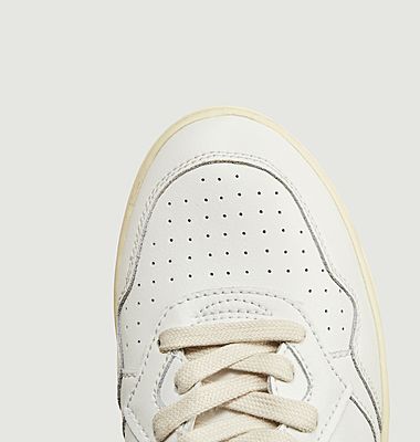 Medalist leather sneakers