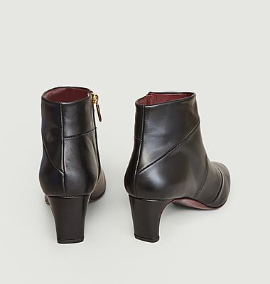 Moune topstitched leather boots