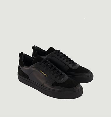 B0 Sneakers