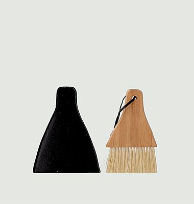 Natural bamboo shovel and broom