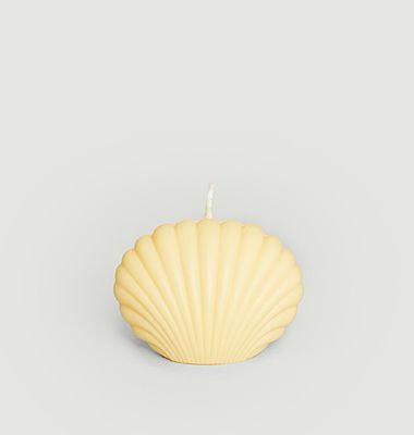 Sea shell candle