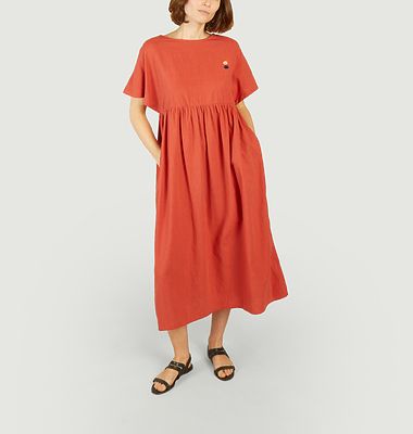 Fitted short-sleeved dress