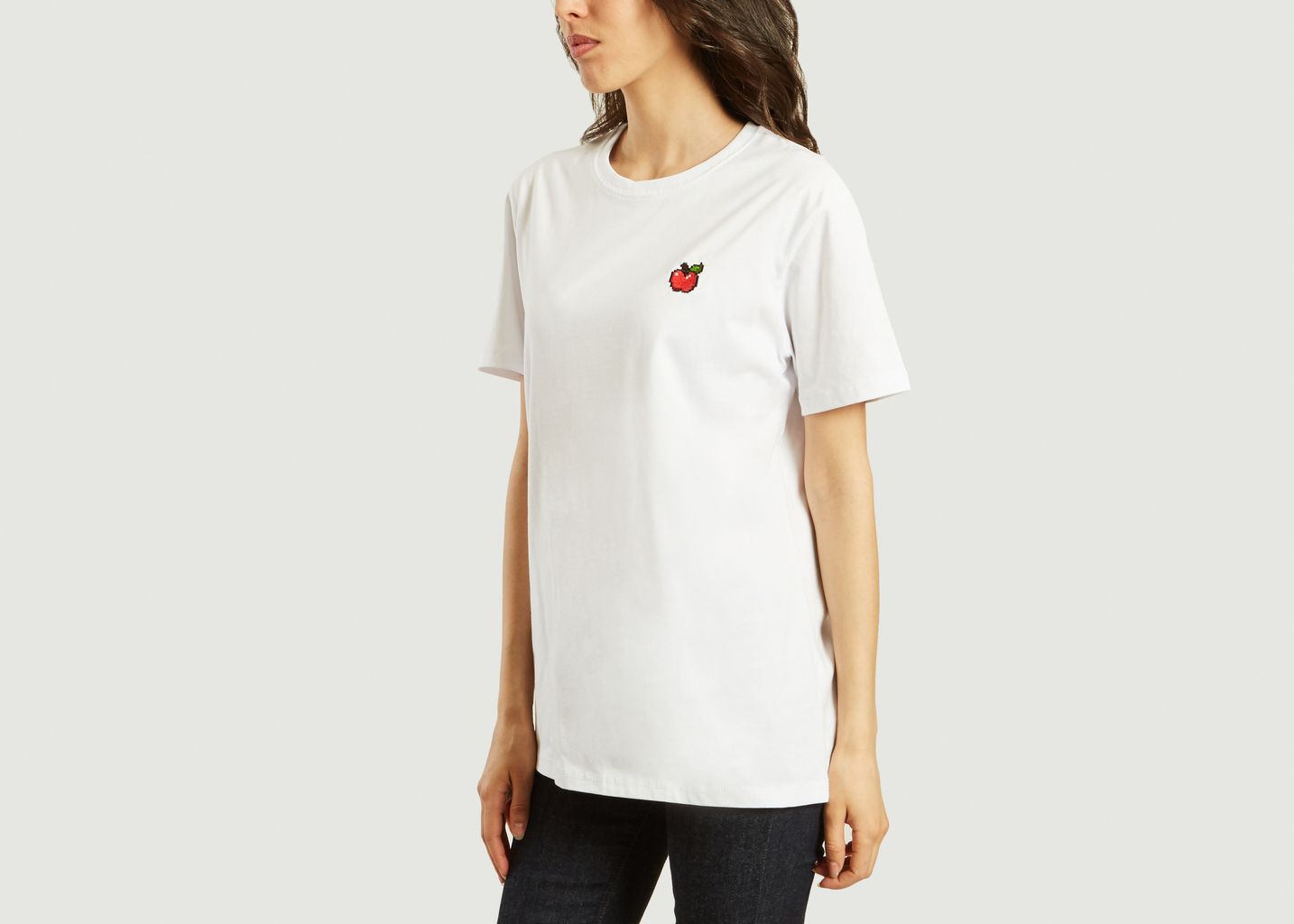 Apple T-shirt - Bricktown World