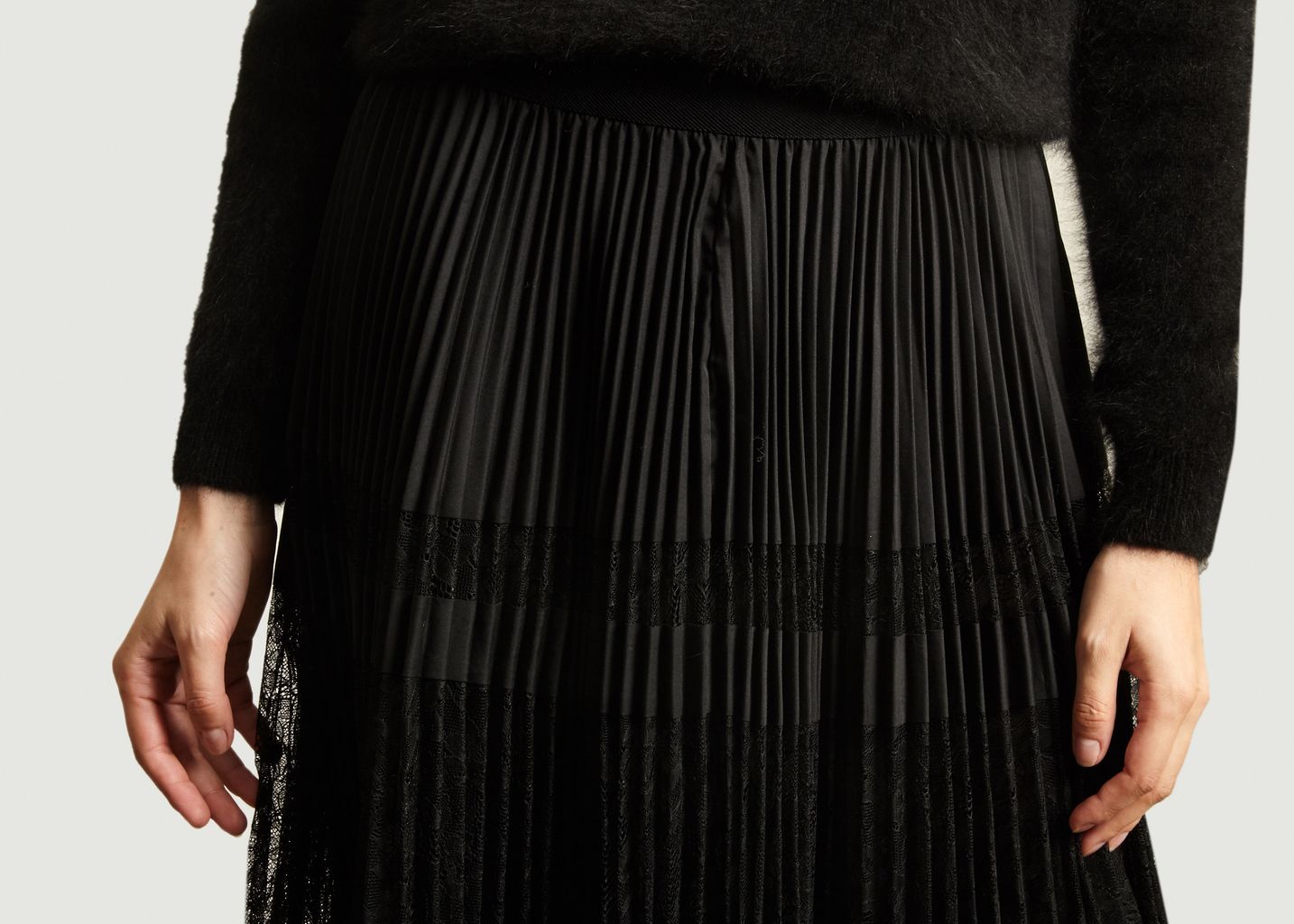 Dax pleated skirt - By Malene Birger