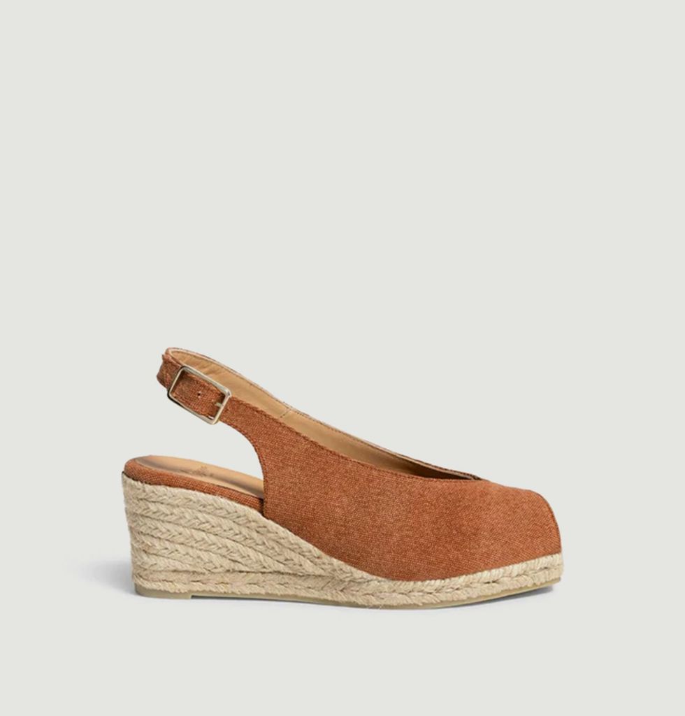 124640-castaner-