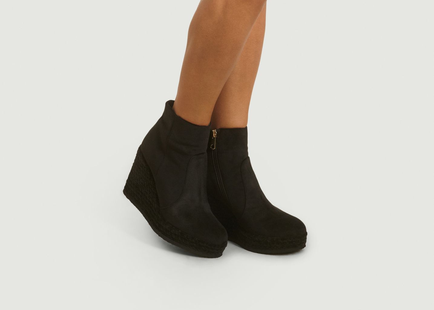 qupid wedge booties