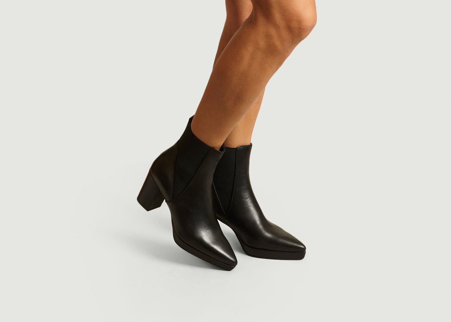 Olga Leather Boots - Castañer