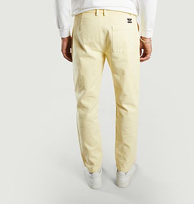 Fitted organic cotton chino pants with pockets
