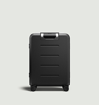 Ramverk Pro Check-in Luggage Medium